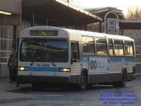 STM-15092-111809-01.jpg