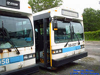 STM-56007-230605-01.jpg