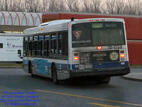 STM-18038-112309-02.jpg